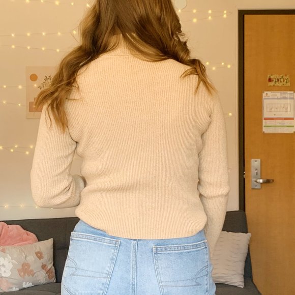 Turtle Neck Sweater - Picture 3 of 4